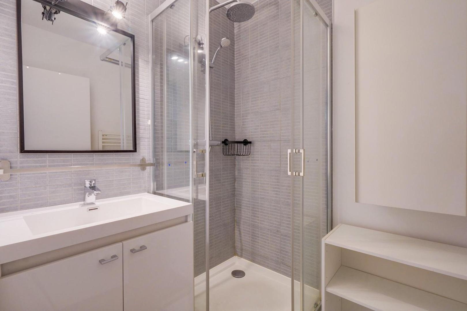 Pleasant Flat In Bordeaux With Terrace And Parkingアパートメント エクステリア 写真