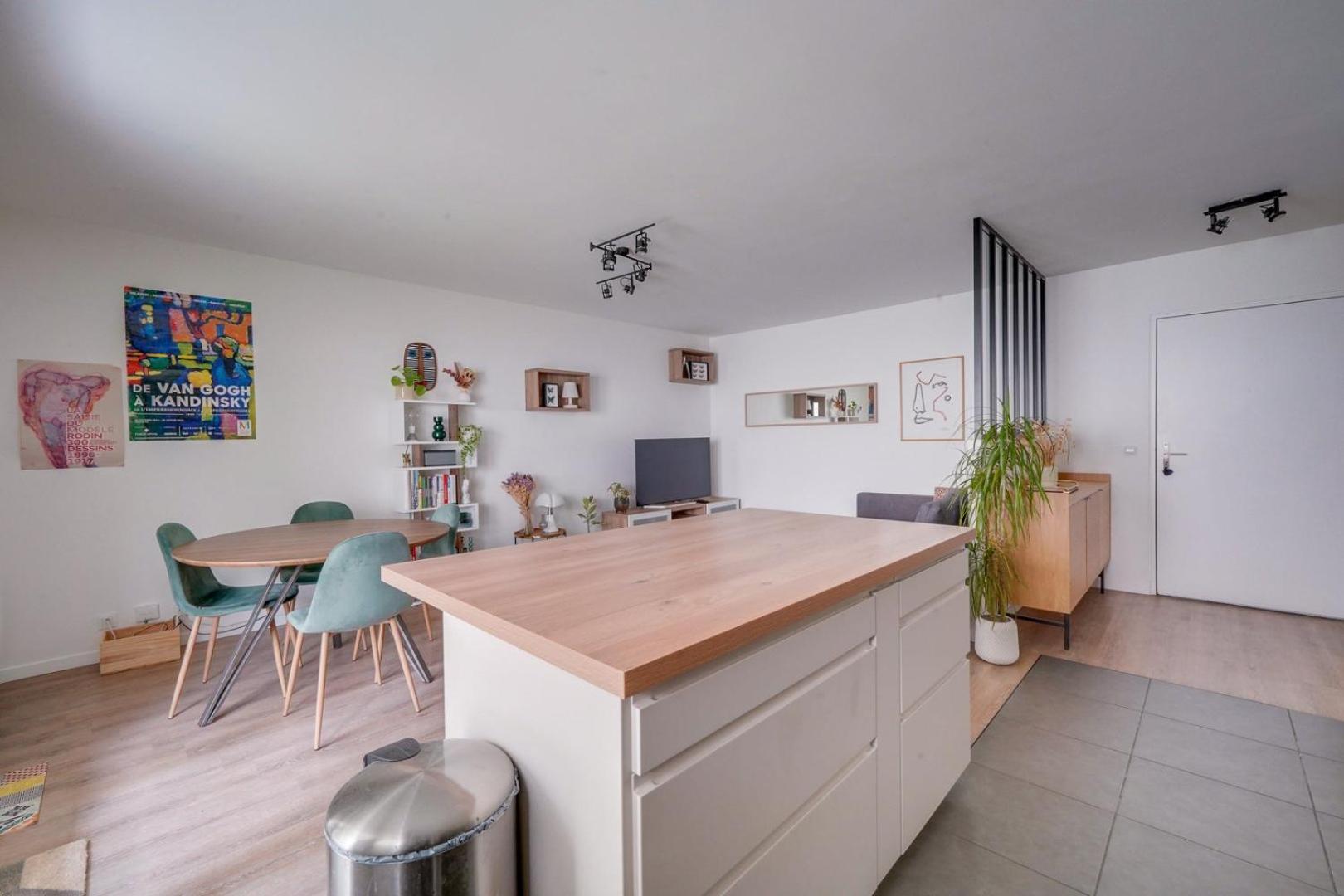 Pleasant Flat In Bordeaux With Terrace And Parkingアパートメント エクステリア 写真