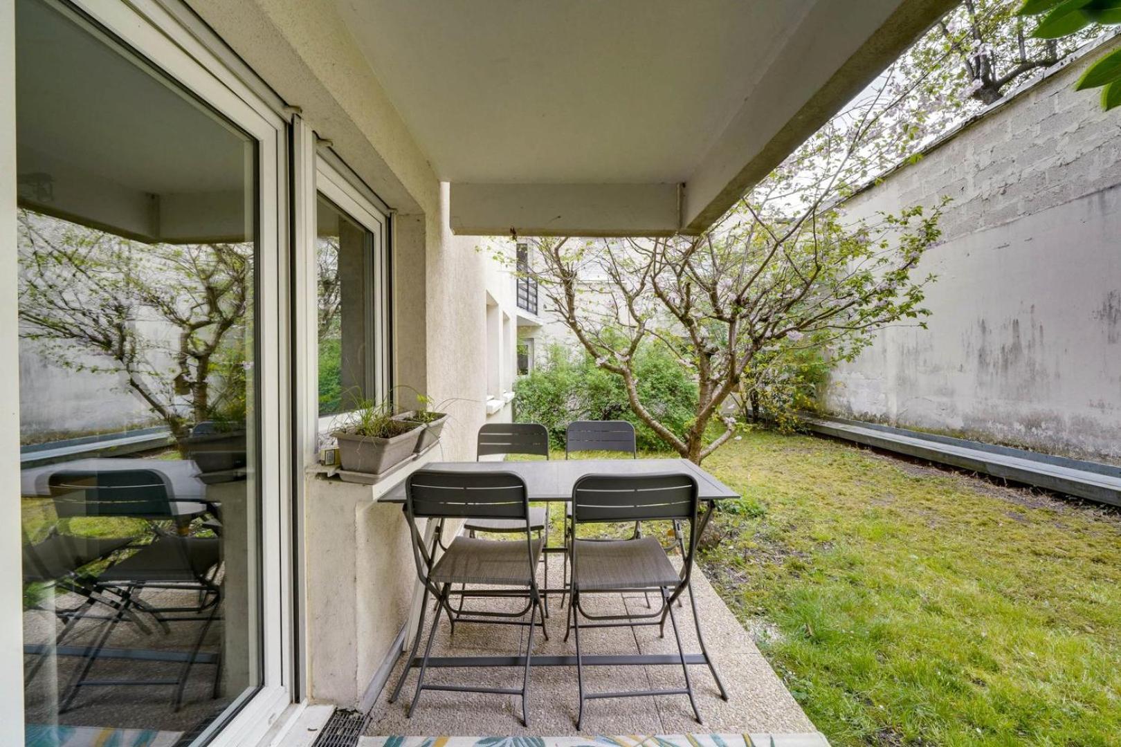 Pleasant Flat In Bordeaux With Terrace And Parkingアパートメント エクステリア 写真